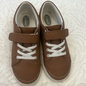 Boys size 13 Footmates